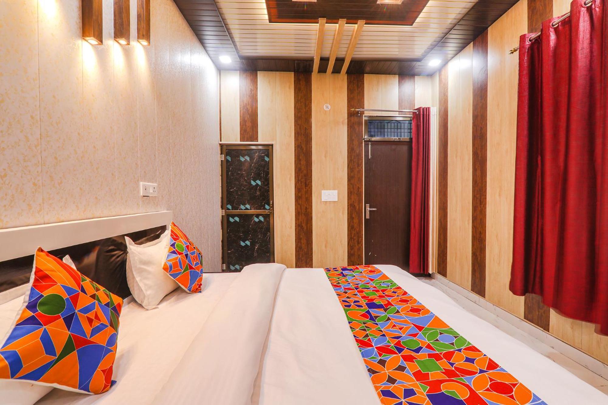 Fabhotel Uma Yugul Ayodhya Exterior foto